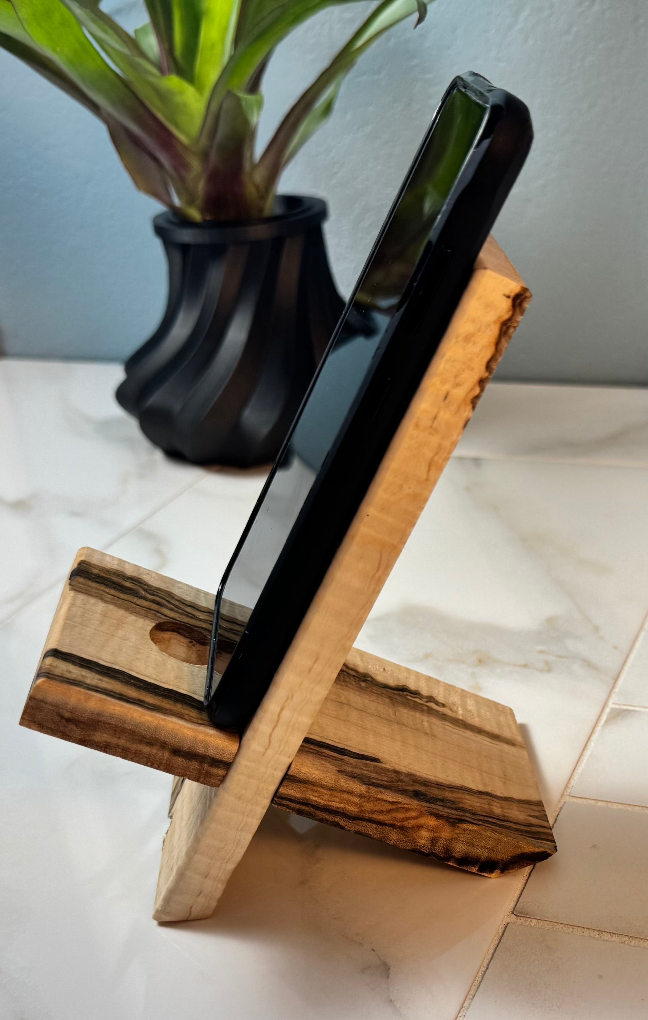 Ambrosia Maple Cell Phone Stand