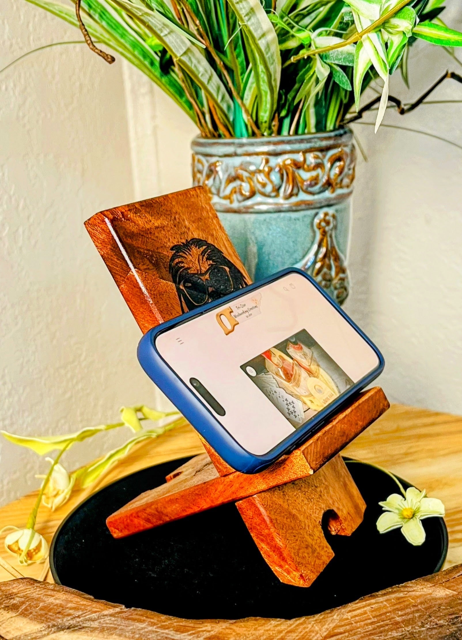 Personalized Phone Charging Stand