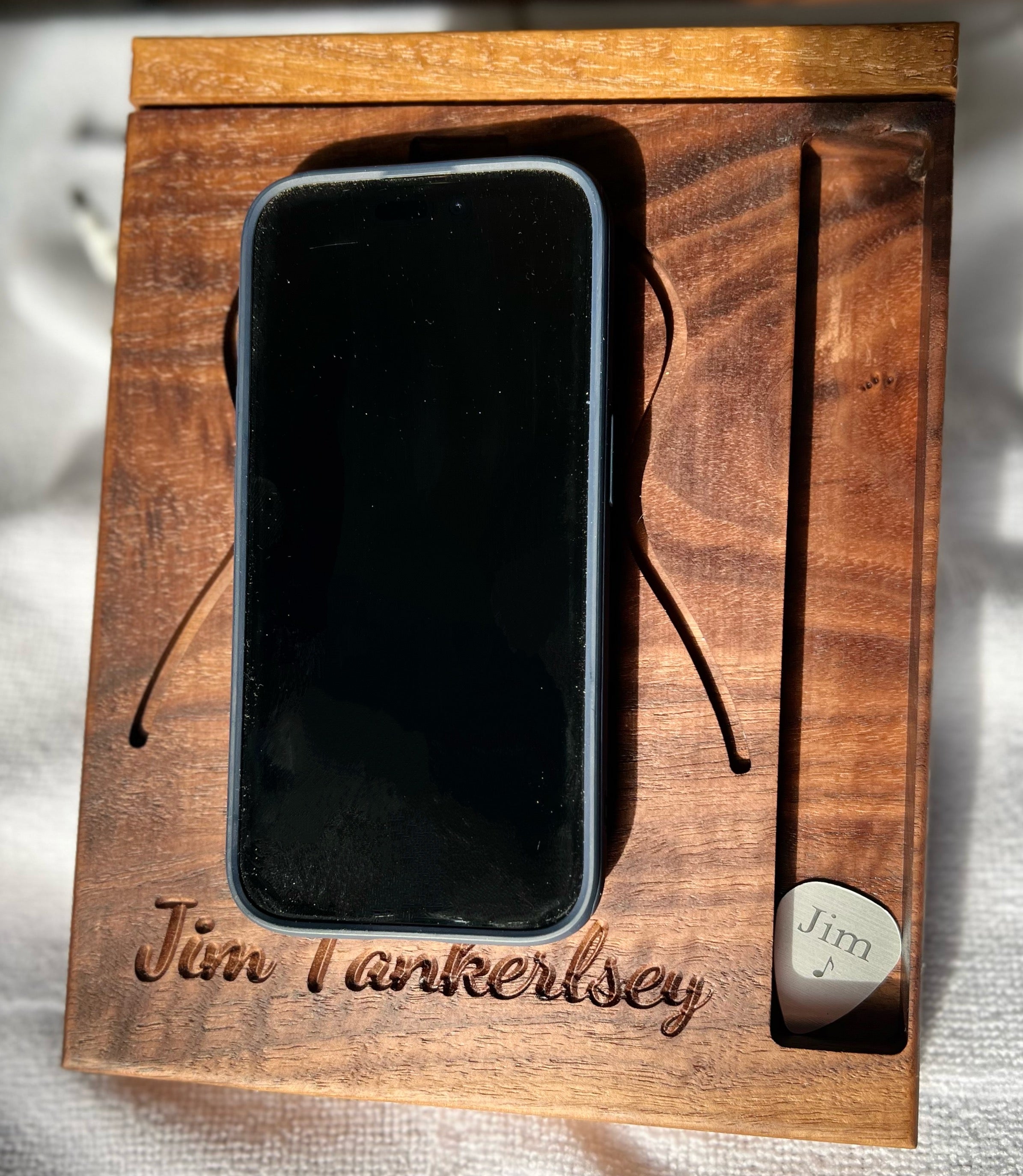 Personalized Guitar Design Tray with Wireless Charger Holder